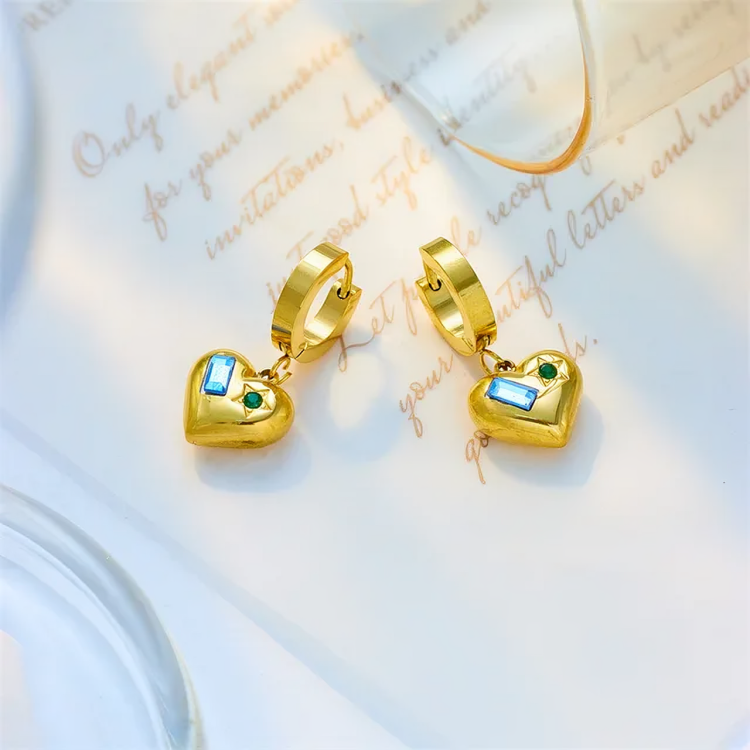 Zircon Hoop Earring(Heart shape) - Oraish Store