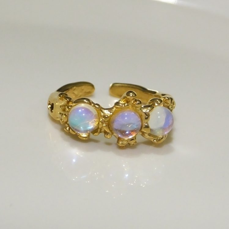 Vintage Moonstone Ring - Oraish Store