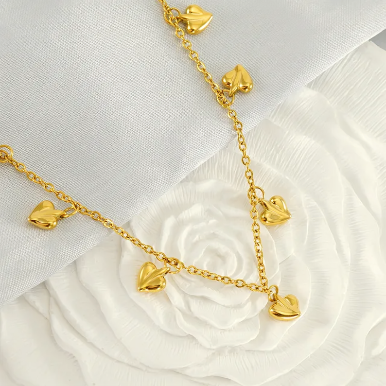 Tassel Heart Necklace - Oraish Store