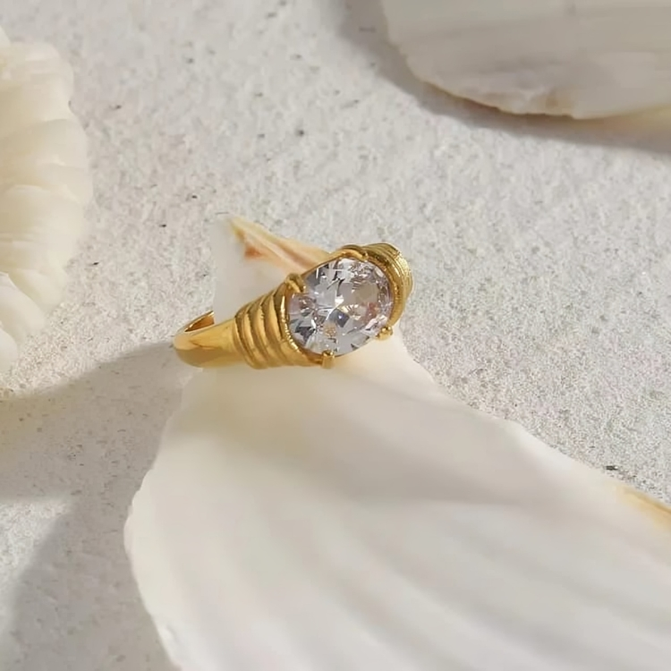 Crystal Ring - Oraish Store