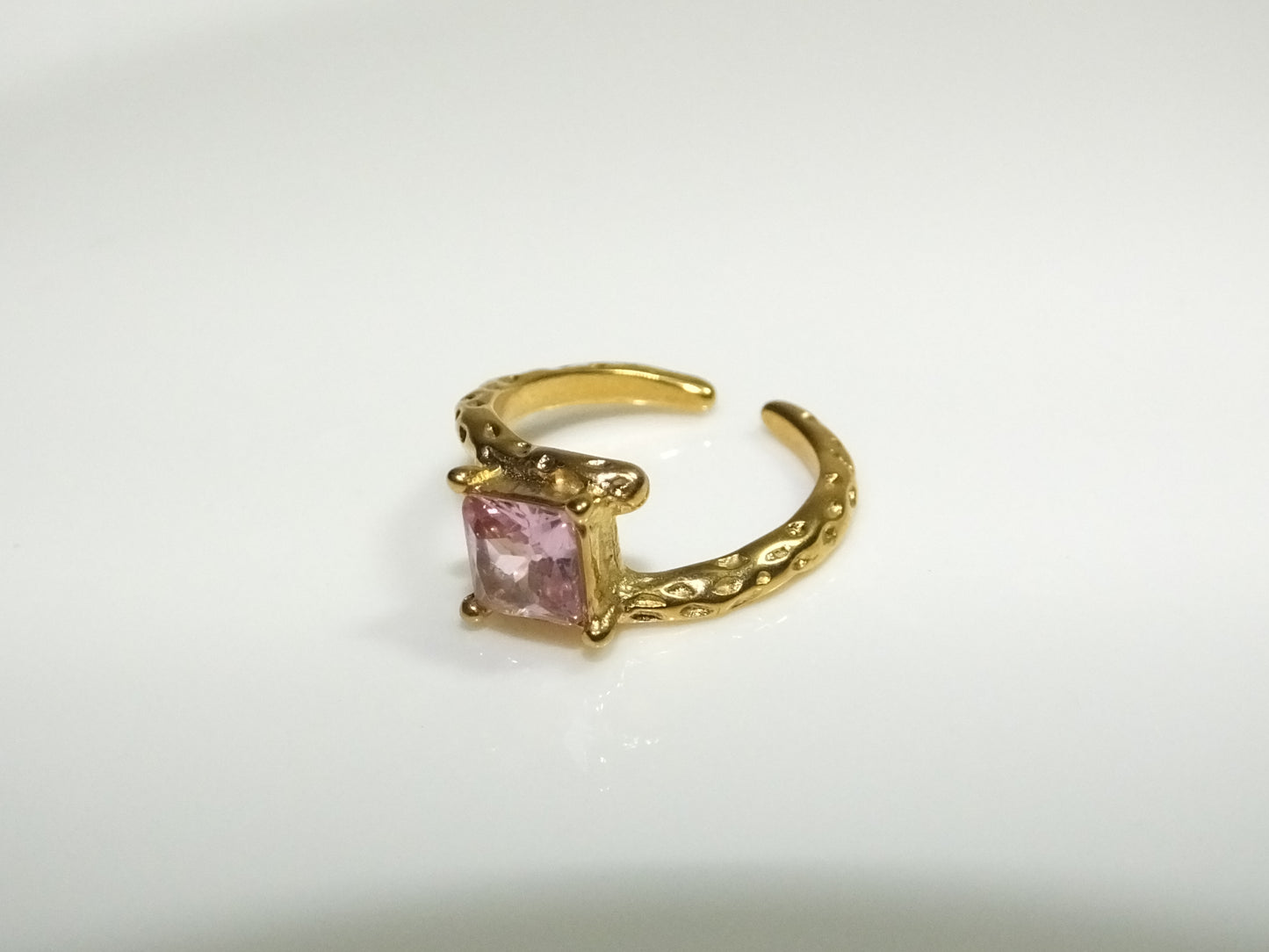 Retro Pink Crystal Ring - Oraish Store