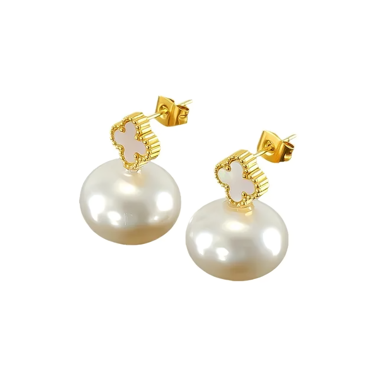 Clover Pearl Earrings