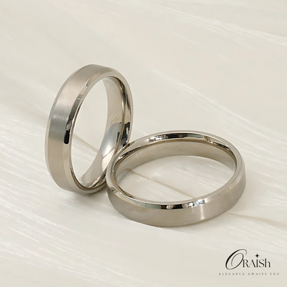 Silver Band Ring - Oraish Store
