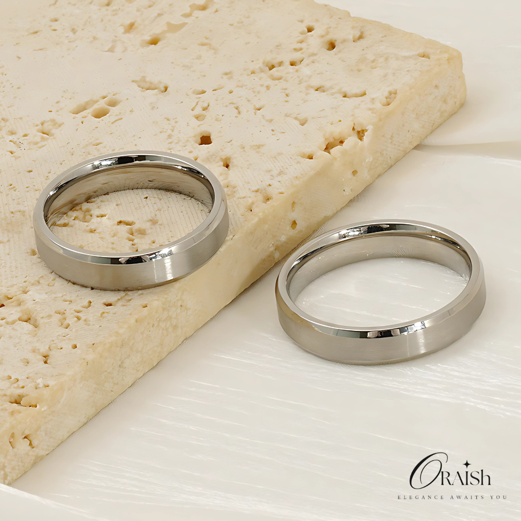Silver Band Ring - Oraish Store