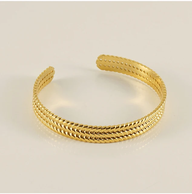 Vintage Twist Pattern C-Shaped Bangle