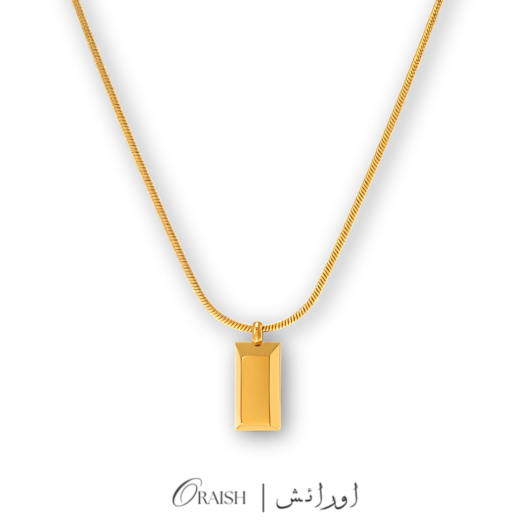 Gold Bar Shaped Pendant Necklace