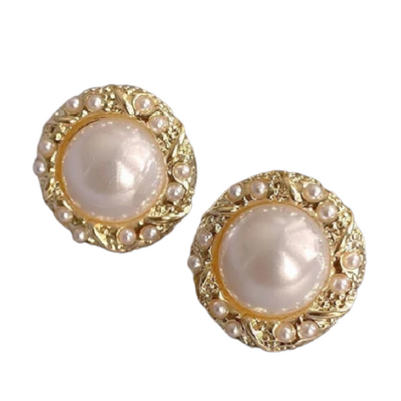 French Style Small Pearl Ear Studs