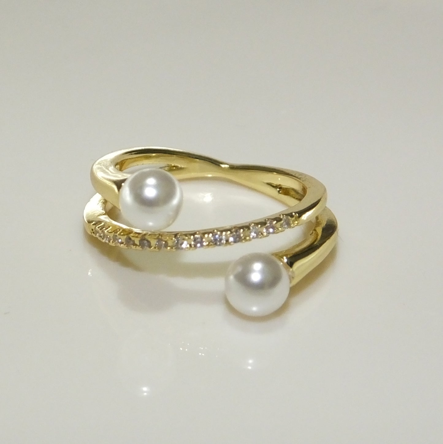 Simple Pearl Zircon Ring