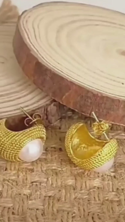 French Chunky C- Shaped Studs