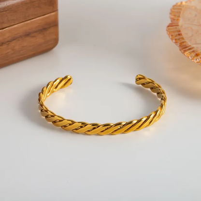 Cuban Twisted Cuff - Oraish Store