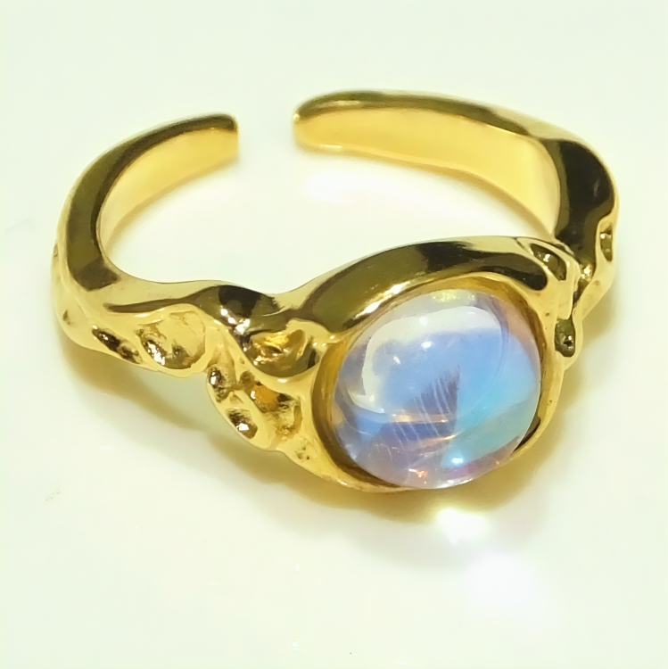 Vintage Luminous Stone Ring