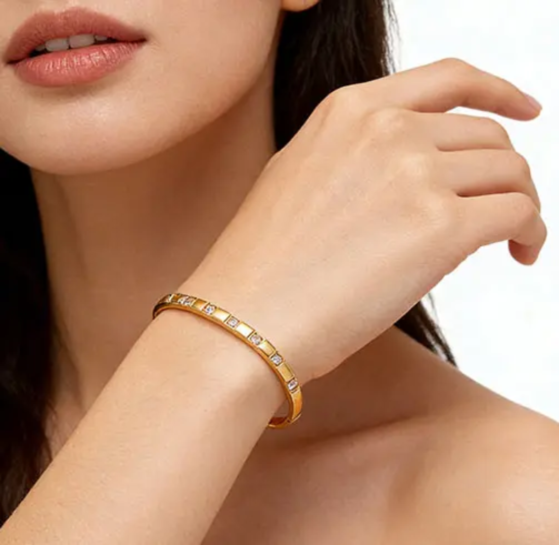 Lila Bangle