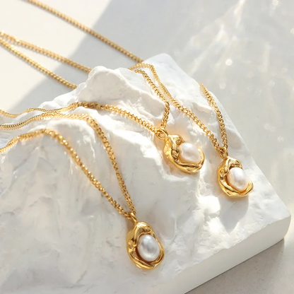 Pearl Pendant Necklace - Oraish Store