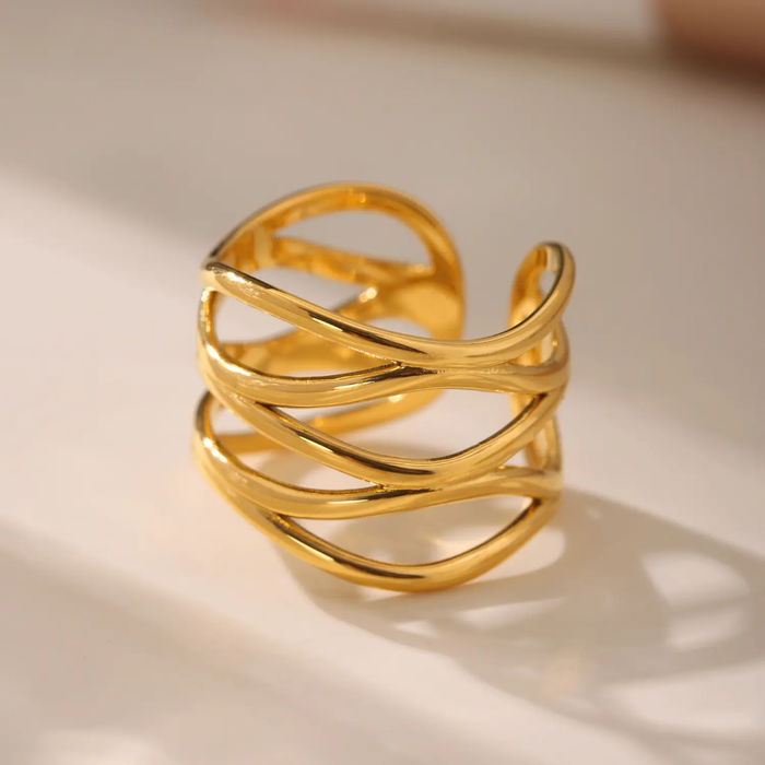 Wavy Ring