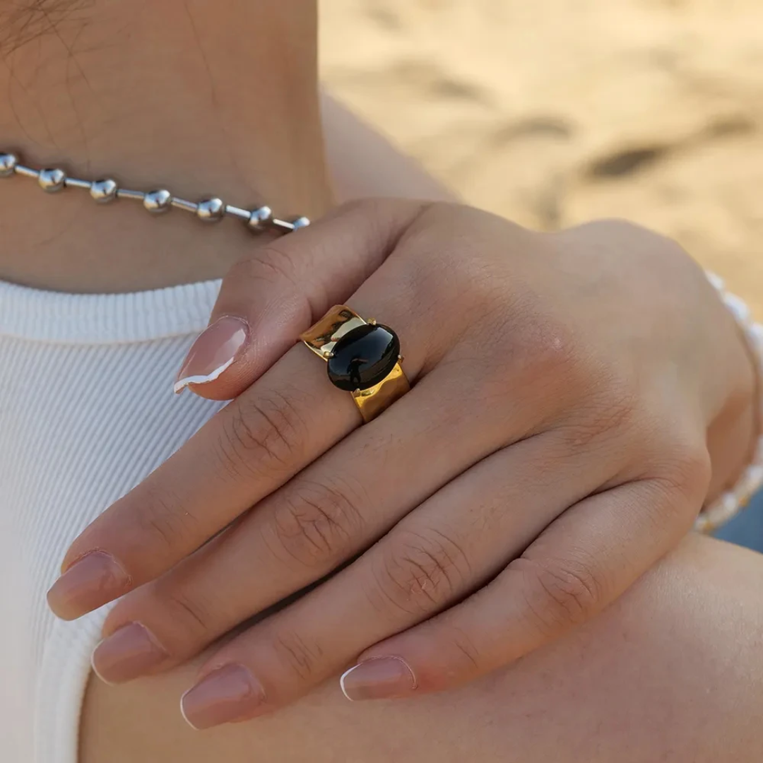 Charcoal Crush Ring - Oraish Store