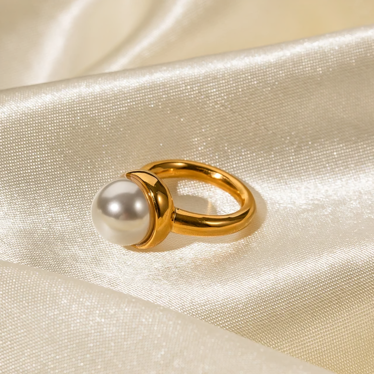 Pearl Ring