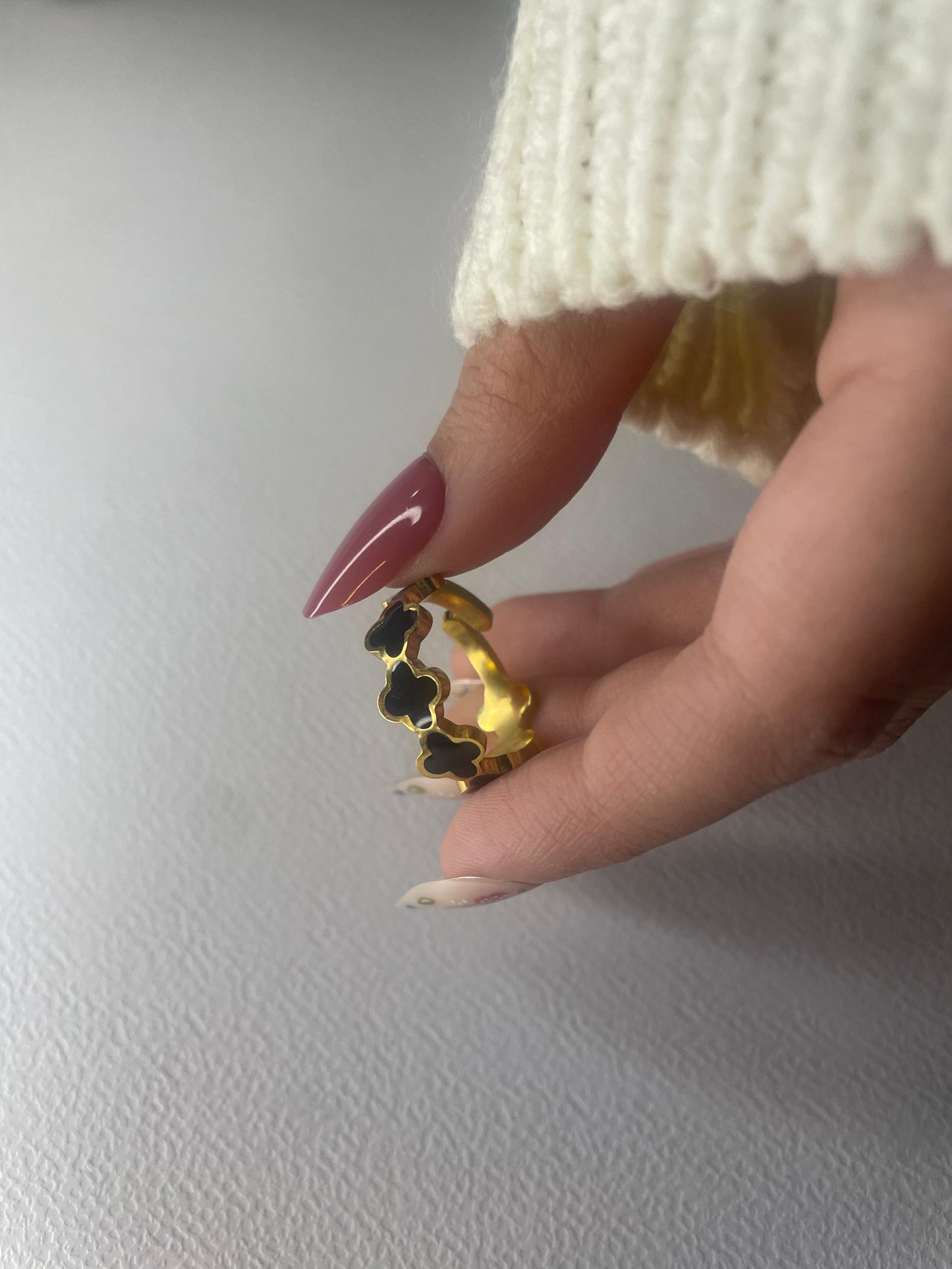 Clover Ring - Oraish Store