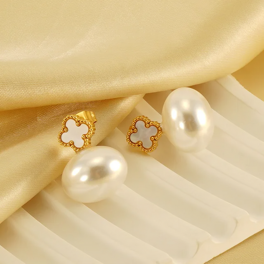 Clover Pearl Earrings