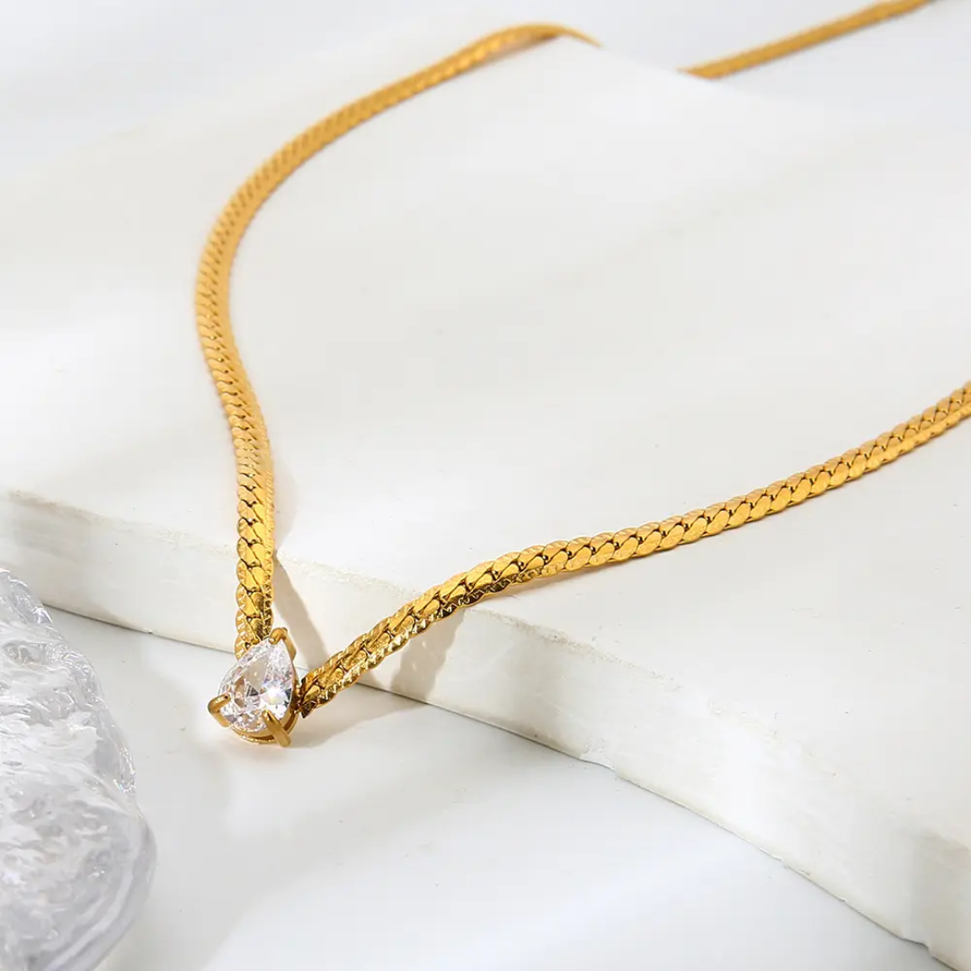 Vipera NeckChain