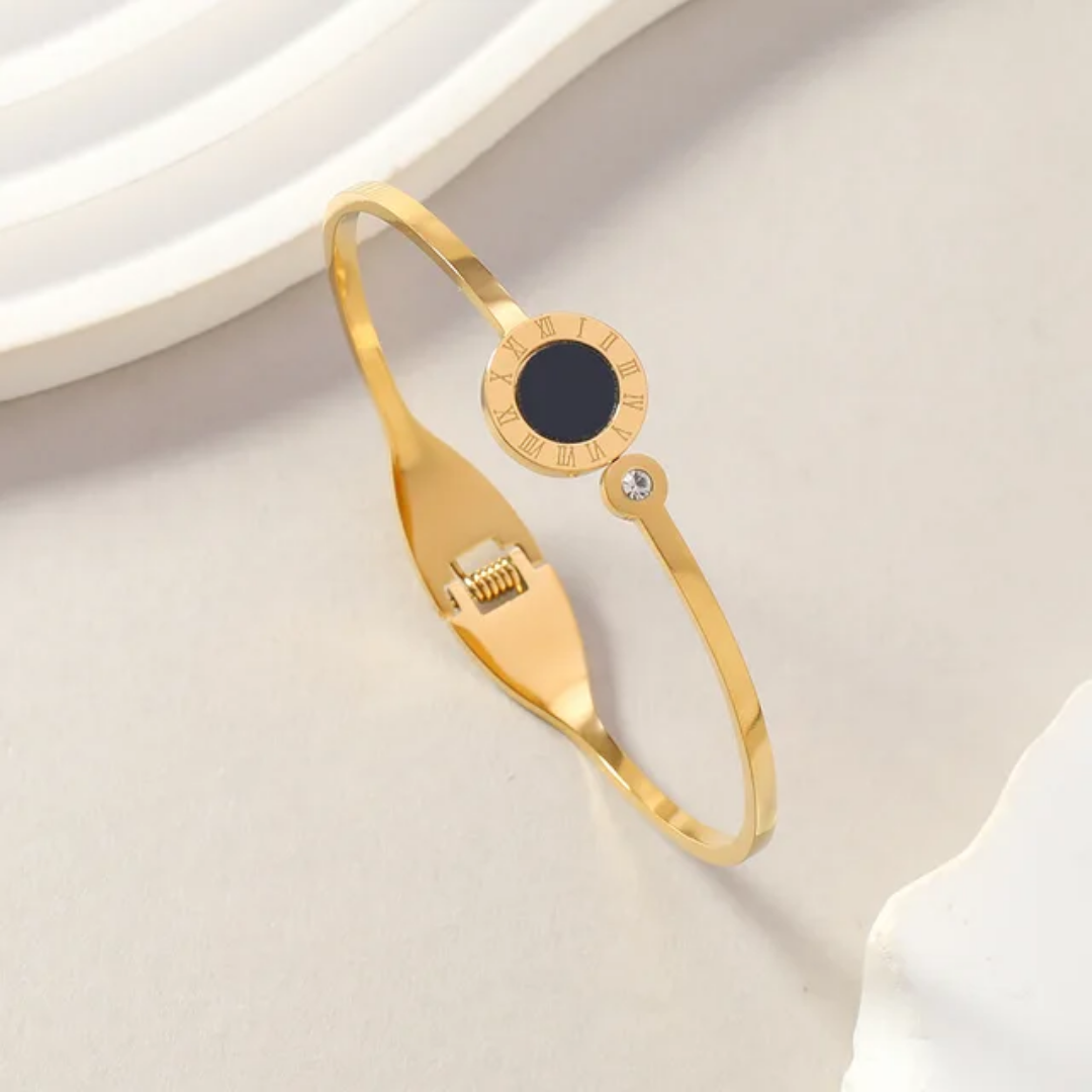 Roman Digital Bracelet - Oraish Store