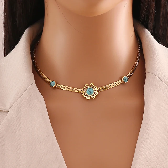 Turquoise Flower Clavicle Chain Necklace