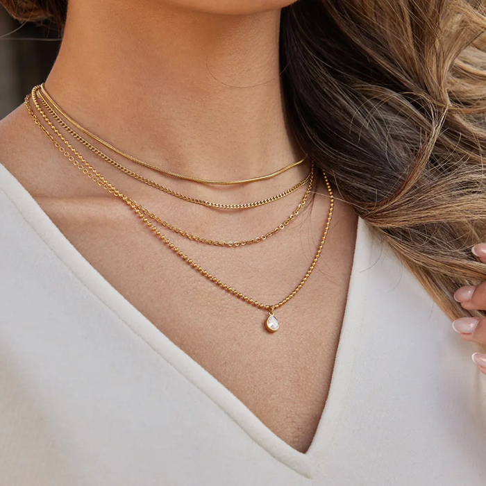 Fiora Necklace