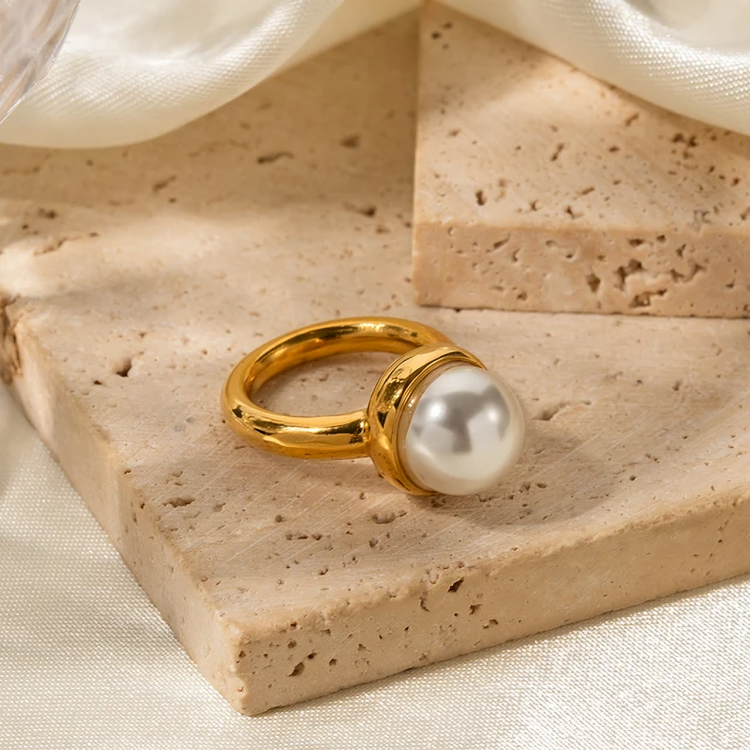 Pearl Ring