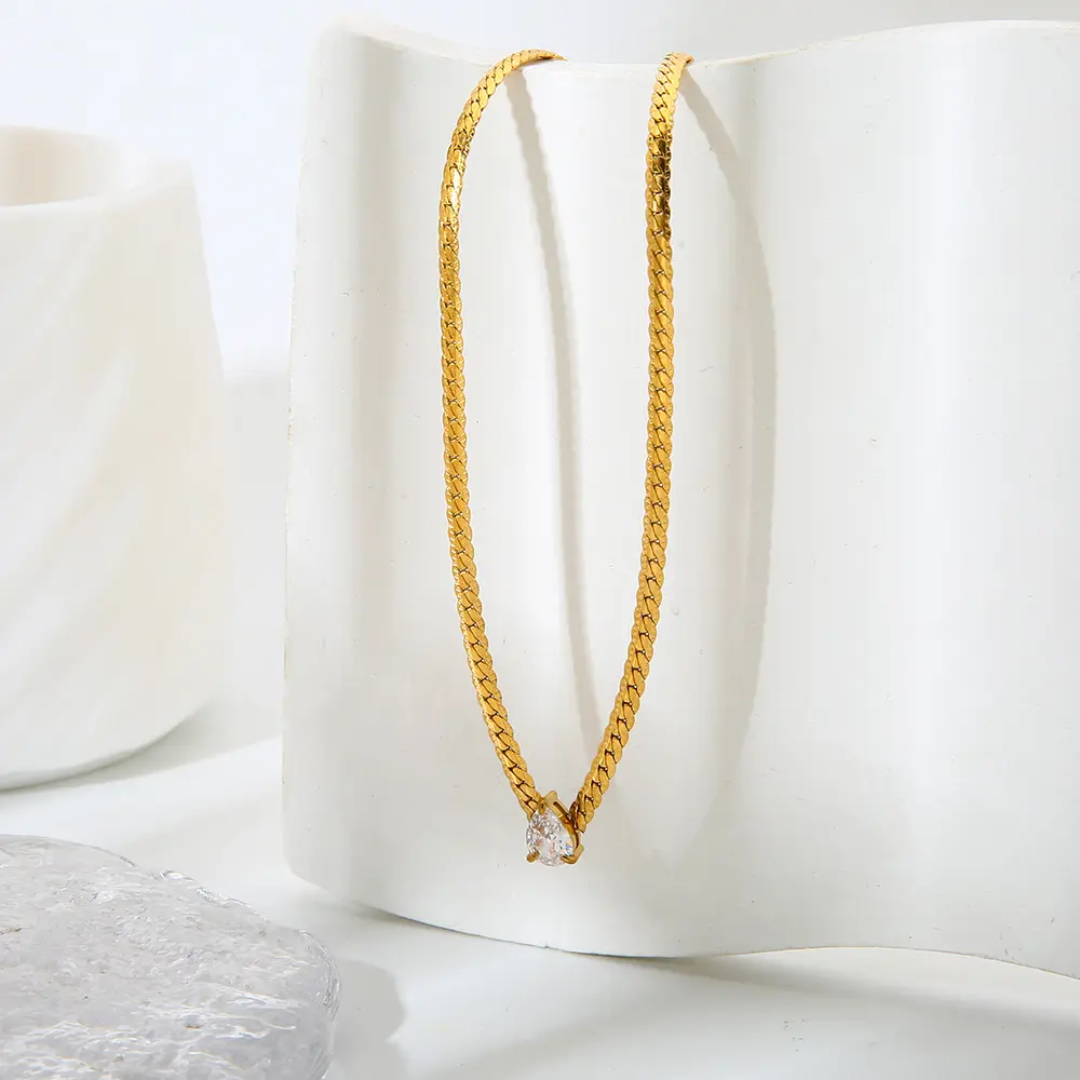 Vipera NeckChain