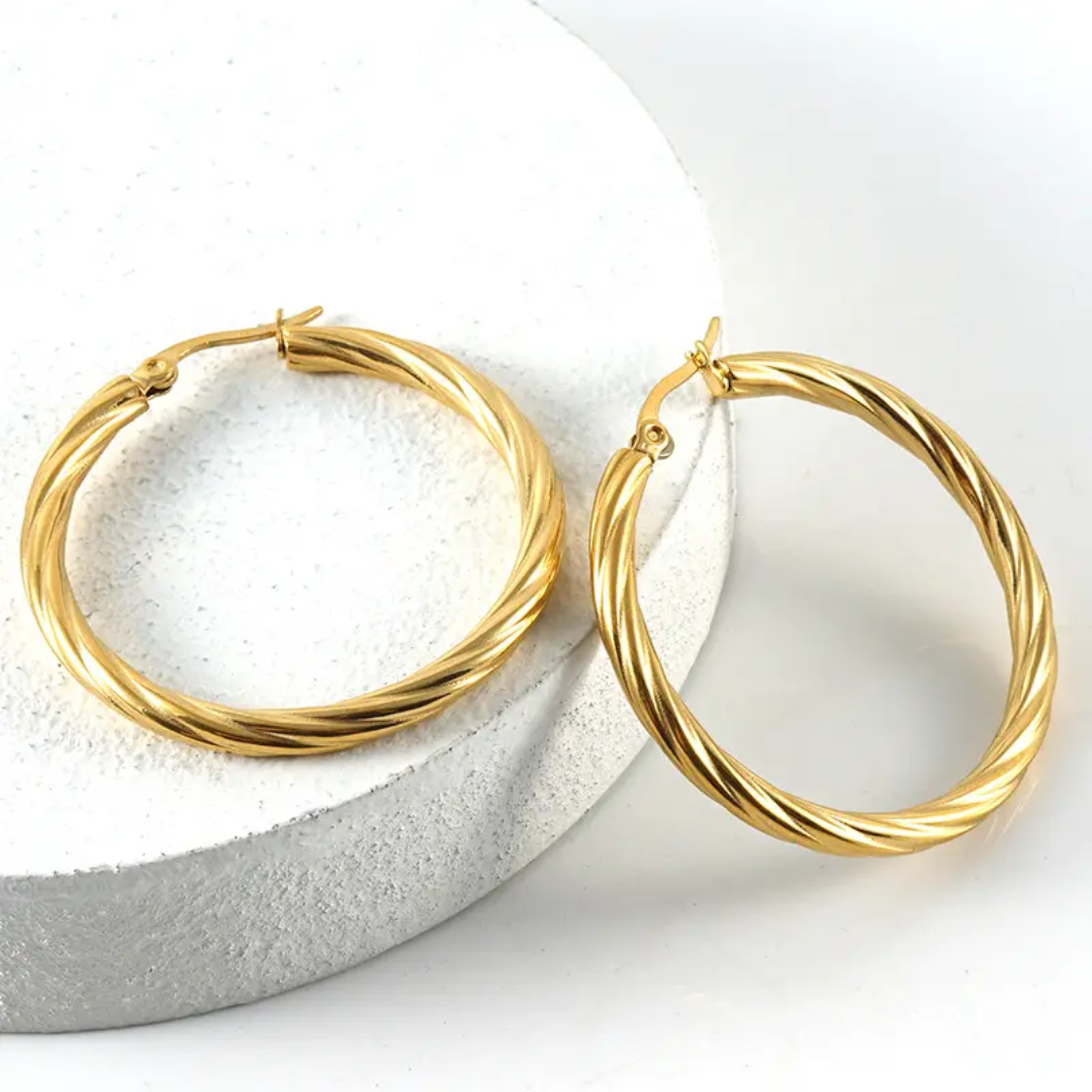 Twisted Circle Hoops
