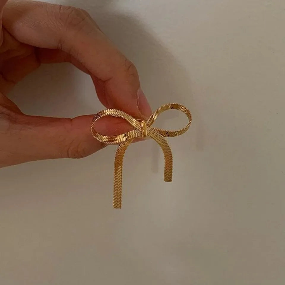 Ribbon Bow Studs