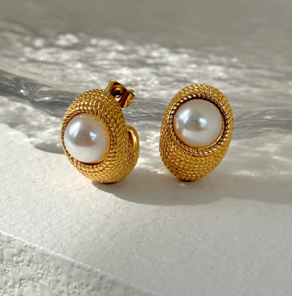 French Chunky C- Shaped Studs